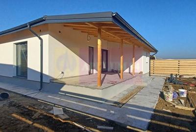 Săbăreni, casă parter 4 camere, CT, terasă, pivniță, teren 478 mp - 3