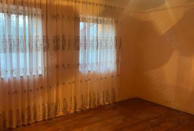 Casă cu 6 camere în Cenad - 1