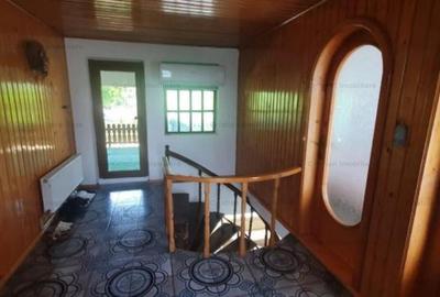 Casă cu 5 camere cu Teren 1500 Mp în Chiscani - 11