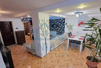 Apartament cu 3 camere semidecomandat în Craiovița Nouă - 1