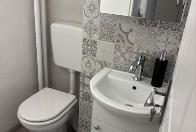 Apartament cu 3 camere decomandat în Dacia - 1