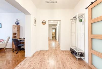 Apartament cu 5 camere decomandat, mobilat în Complex Studențesc