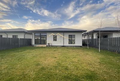 Casă cu 4 camere cu Canalizare în Tamași - 36