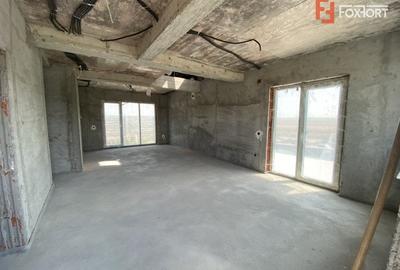 Casa tip triplex, cu 4 camere, de vanzare in Sanandrei. - 3