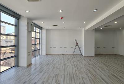 Birou, de 257 mp, în Unirii - 10