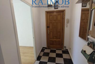 Apartament cu 3 camere semidecomandat în Malu Roșu - 2