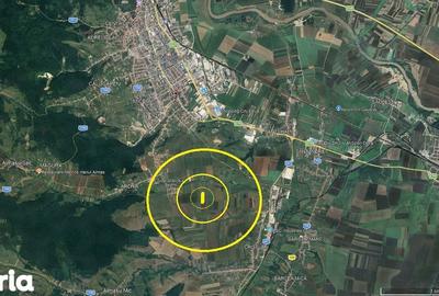Teren de 100 mp, în Central - 2