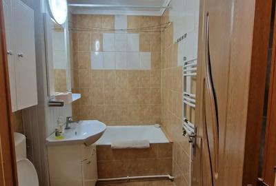 Garsonieră decomandată în Central - 1