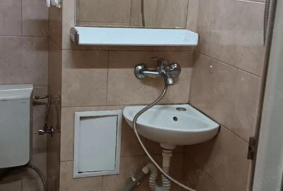 Garsonieră decomandată în Central - 1