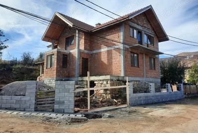 Casă cu 4 camere în Agârbiciu - 5