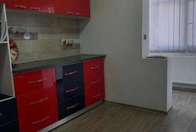 Apartament cu 3 camere decomandat în Central - 17