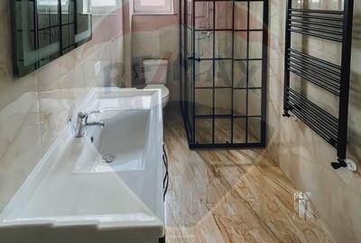Casa / Vila  de vanzare la rosu  in Radauti - 12