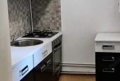 Garsonieră decomandată în Aradului