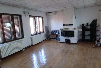 Casă cu 4 camere în Central - 5