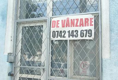Spațiu comercial, de 20 mp, în Central - 10