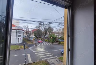 Spațiu comercial, de 70 mp, în Central