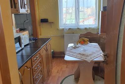 Apartament de vanzare - 3