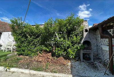 Casă cu Teren 294 Mp în Tokai - 22