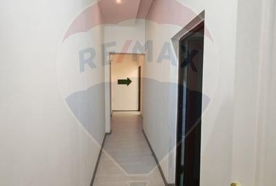 Spațiu comercial,  108mp în zona Ultracentral - 9