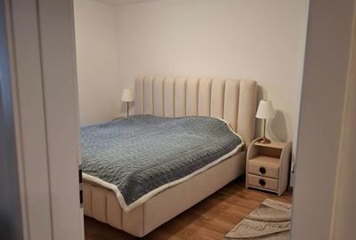 Apartament cu 4 camere decomandat în Cug - 4
