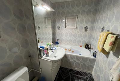 Apartament cu 4 camere decomandat în Faleza Nord - 10