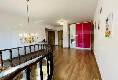 Casă cu 5 camere cu Teren 383 Mp în Central - 8