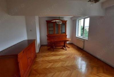 Apartament cu 4 camere decomandat în Ultracentral - 3