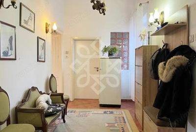 Casă cu 4 camere cu Teren 586 Mp în Central - 12