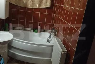 Casă cu 6 camere cu Teren 210 Mp în Central - 11