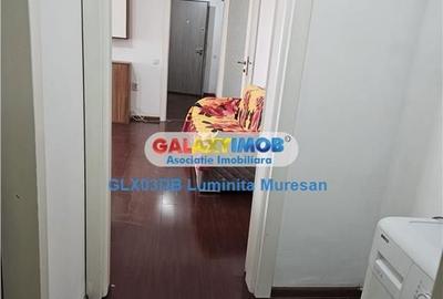 Apartament cu 2 camere semidecomandat în Micro 4 - 11