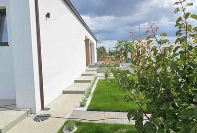 Casa de vanzare, zona dealuri str. Piatra Craiului - 5