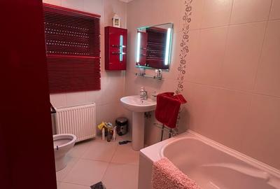 Casă cu 4 camere cu Teren 243 Mp în Central - 11