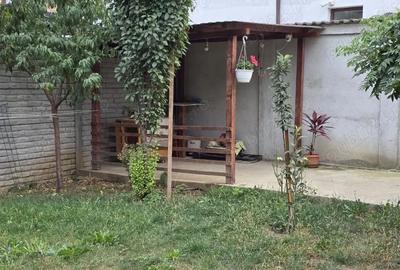 Casă cu 3 camere cu Teren 285 Mp în Central - 1