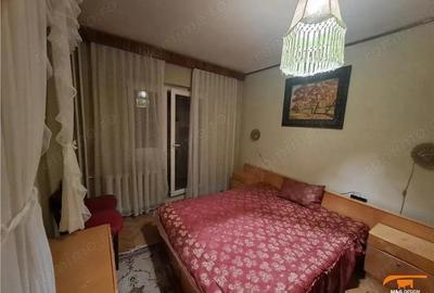 Etaj 1 , Bucovina 3 camere decomandat - 3