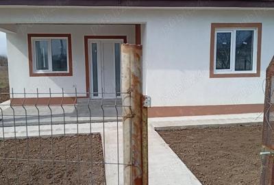 Casă cu 3 camere cu Teren 500 Mp în Pecineaga - 3