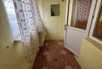 Garsoniera decomandata 35mp, zona Viziru 1 Parter cu balcon - 6