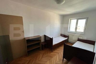 Apartament cu 4 camere decomandat în Cetate - 7