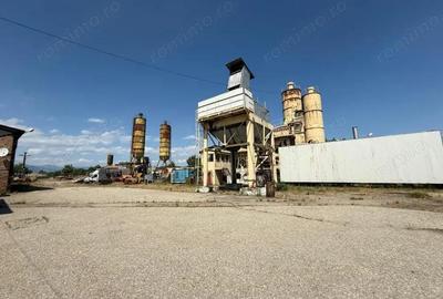 Vanzare teren intravilan 11.455 mp ?i hale - ie?ire Targu Jiu - acces din DN67 - 2