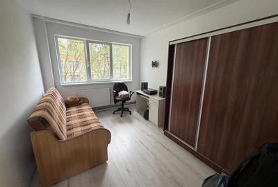 Apartament cu 2 camere decomandat, mobilat în Tătărași - 2