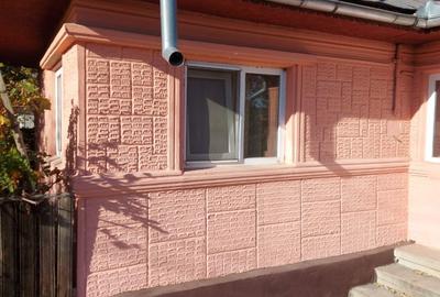 Casă cu 4 camere în Strejnicu - 3