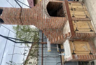 Vand casa la curte,Magurele,limita sector5 - 6