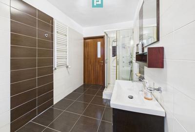 Casă spațioasă în Popești-Leordeni - 5