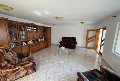 Casa si teren 1407mp de vanzare in Campineanca str Podgoriei nr 10 - 12