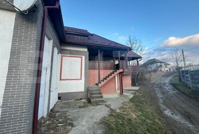 Casa 220mp, zona centrala - Beclean - 2
