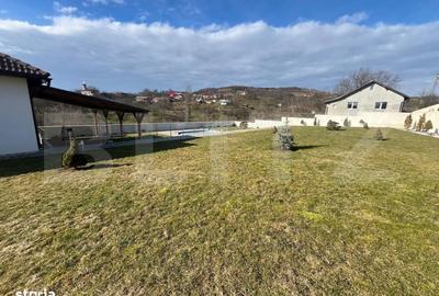 Casă cu 4 camere decomandat în Feleac - 15