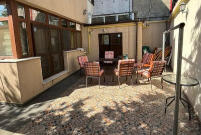 Casă cu 7 camere cu Teren 120 Mp în Colentina - 3