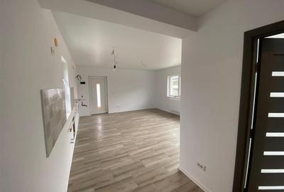 Apartament cu 2 camere decomandat, mobilat în Aeroport - 3