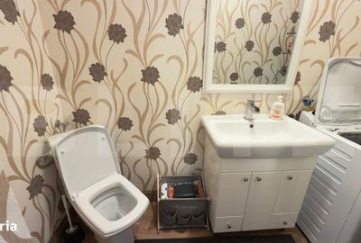 Apartament cu 4 camere decomandat în Central - 2