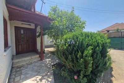 Casă cu 5 camere cu Garaj în Boroșteni - 10