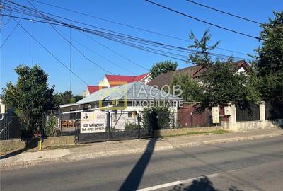Casa pe parter cu 1010 mp teren, magazie, beci, strada Bucegi, Bacau